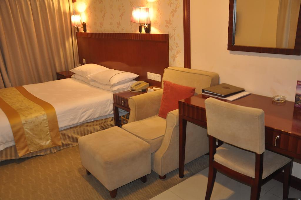 Starway Hotel Silver Zhuhai Luaran gambar